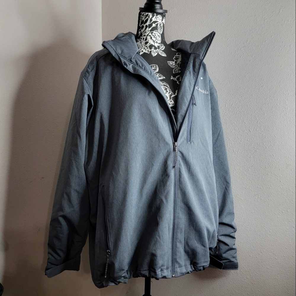 Like new Columbia sportswear jacket